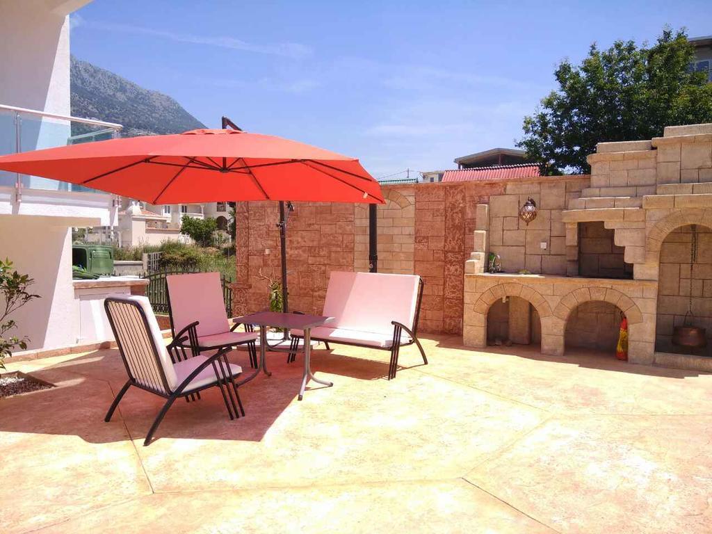 Apartments Vila A1 Dobra Voda Exterior photo
