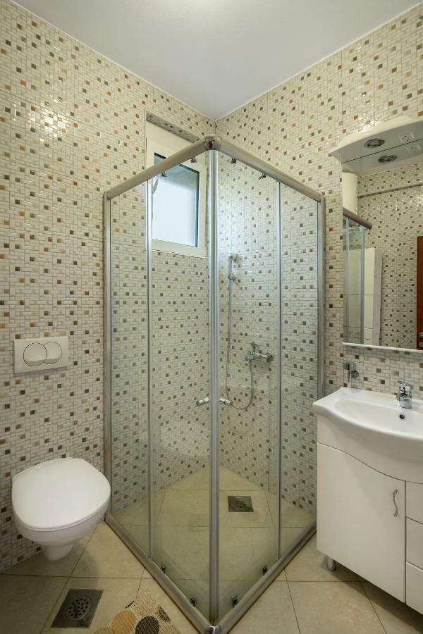 Apartments Vila A1 Dobra Voda Exterior photo