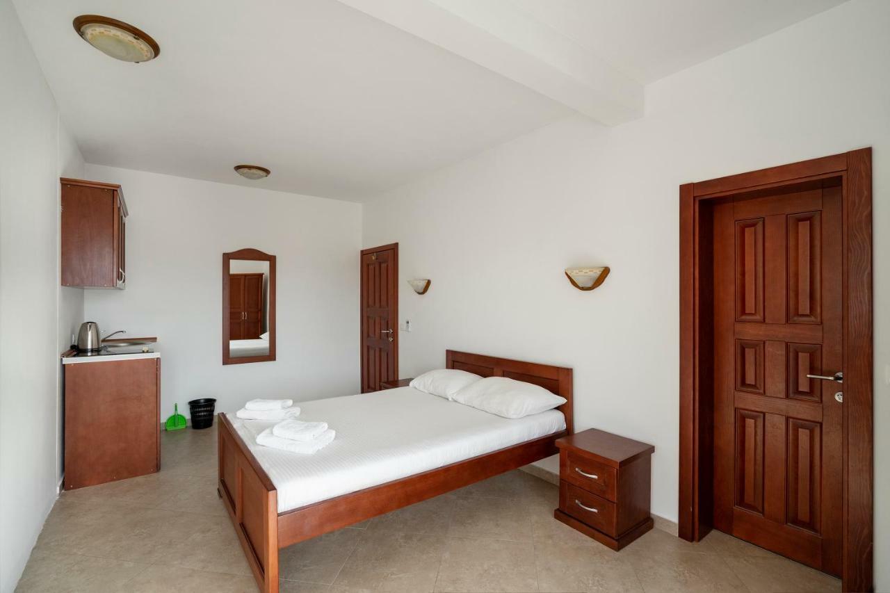 Apartments Vila A1 Dobra Voda Exterior photo