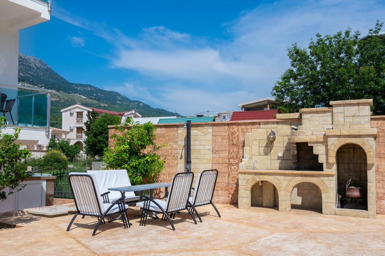Apartments Vila A1 Dobra Voda Exterior photo